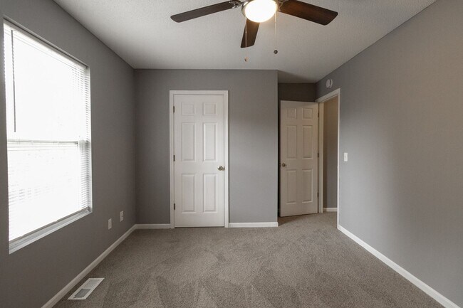 Building Photo - 4903 Moniteau