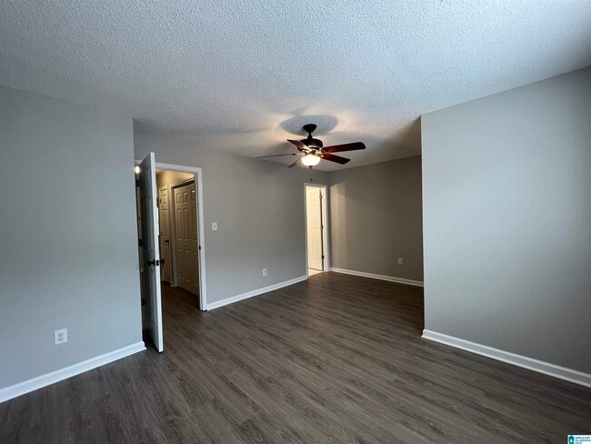 Building Photo - 1648 Savannah Park Ln