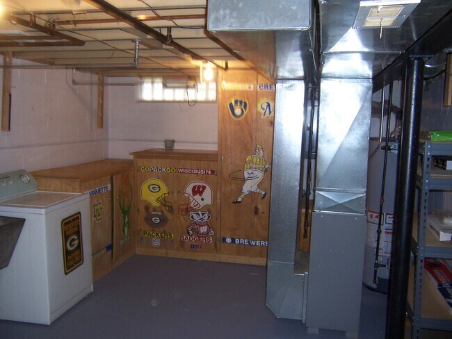 Basement - 341 E Gauer Cir
