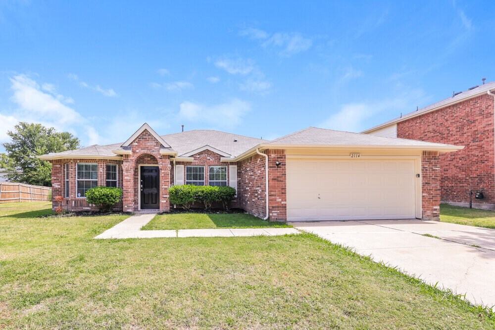 Building Photo - 2114 Rose May Dr