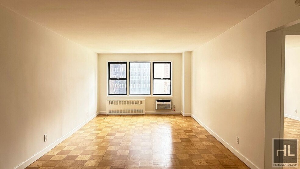 Primary Photo - EAST 36 STREET