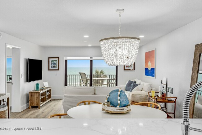 Building Photo - 1465 Jimmy Buffett Mem Hwy