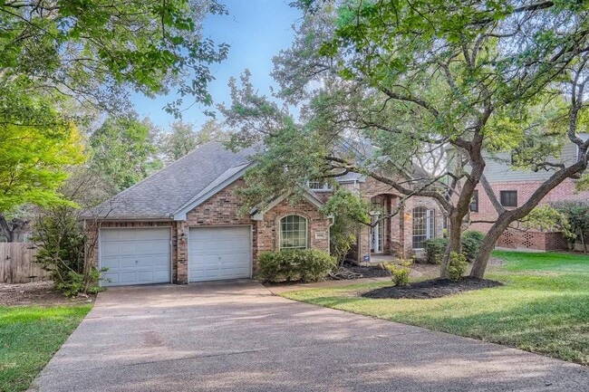 Building Photo - 9256 Scenic Bluff Dr