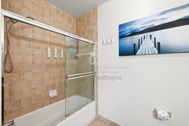 Building Photo - 1301 Tuscan Hills Blvd