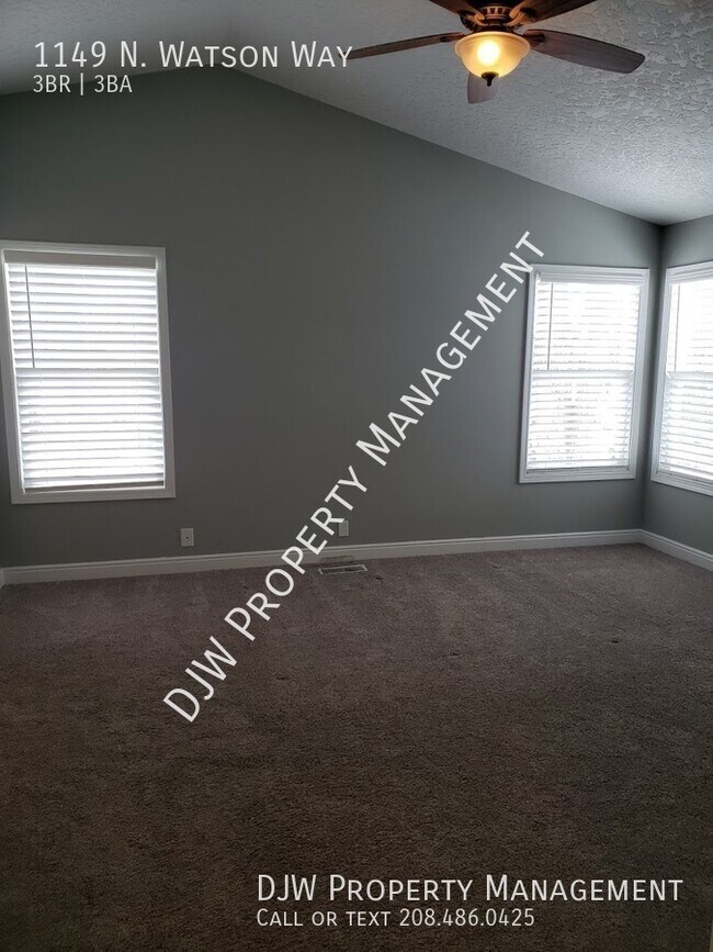 Building Photo - Experience A Modern Lifestyle!!!