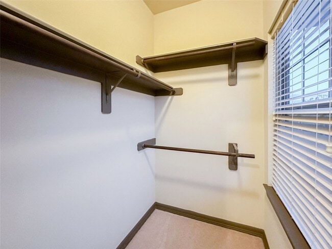 Building Photo - 95 Aventura Pl