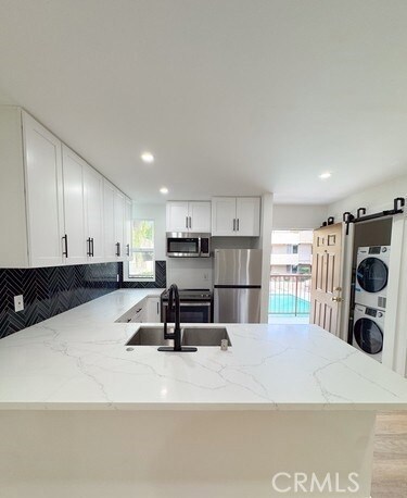 Building Photo - 17000 Burbank Blvd