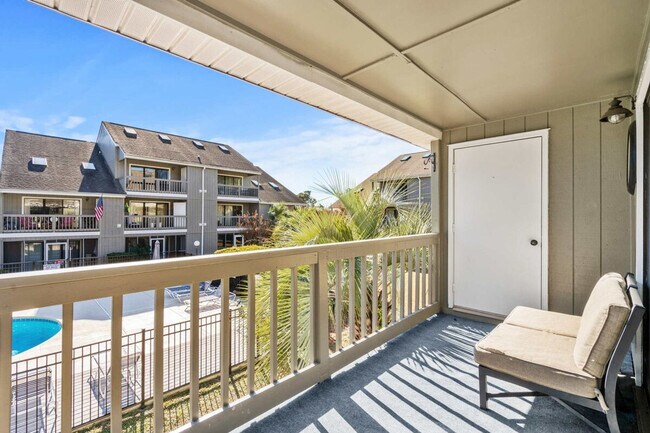 Building Photo - 1890E Auburn Ln