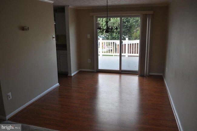 Building Photo - 1662 Canonade Ct