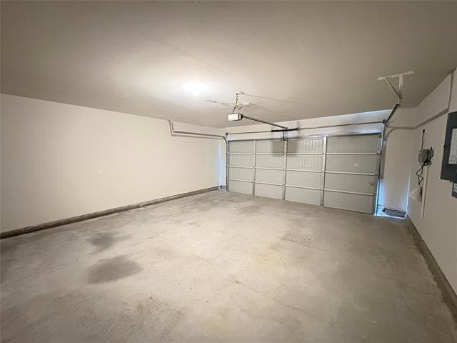 Building Photo - 811 Orchid Wy