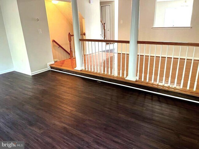 Building Photo - 3269 Halcyon Ct