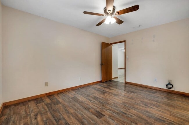 Building Photo - 2008 E Park Ave