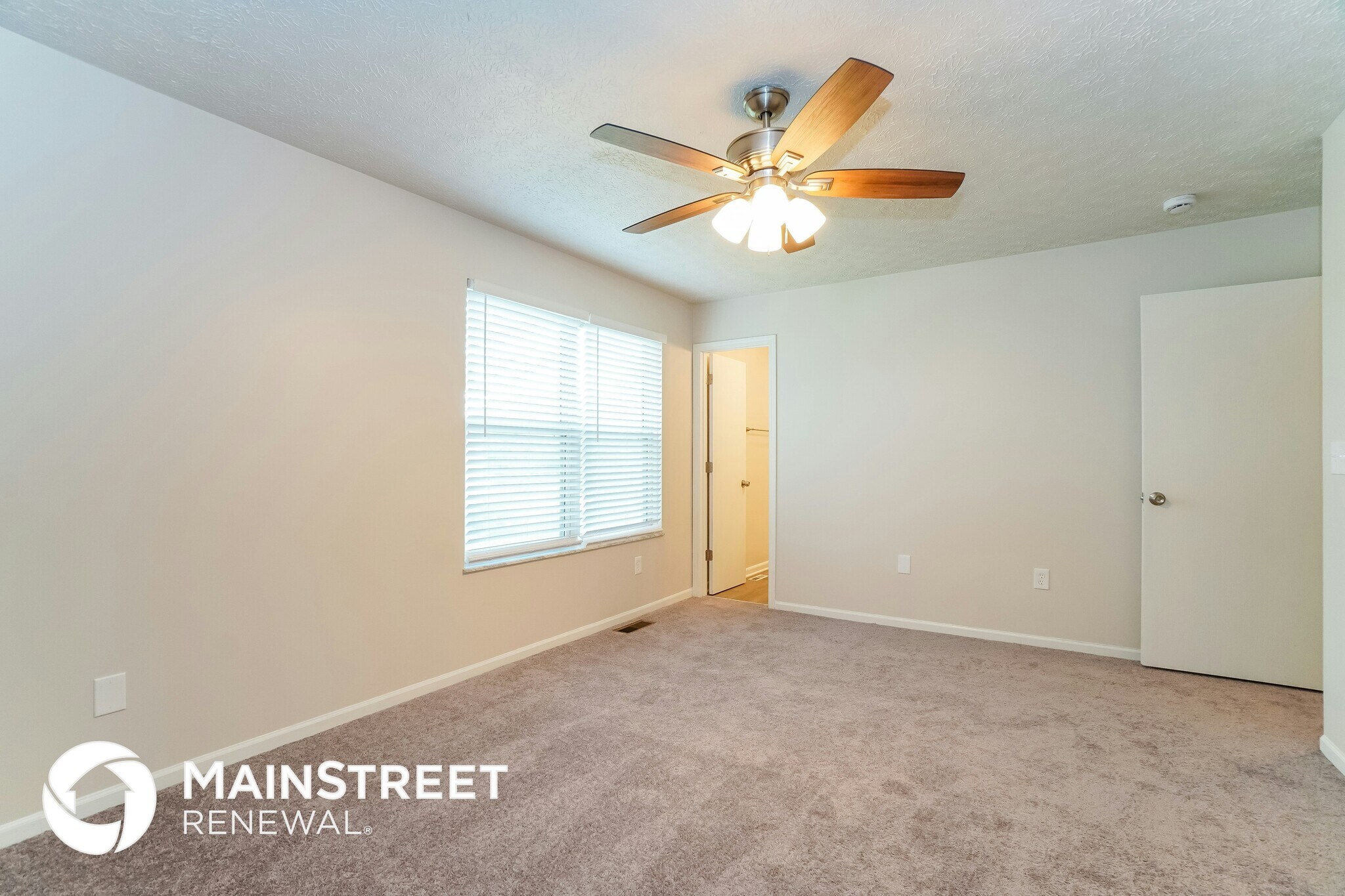 Building Photo - 8492 Kingsley Dr