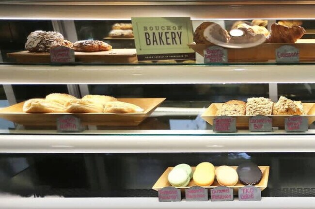 Building Photo - 1600 Atlas Peak Rd