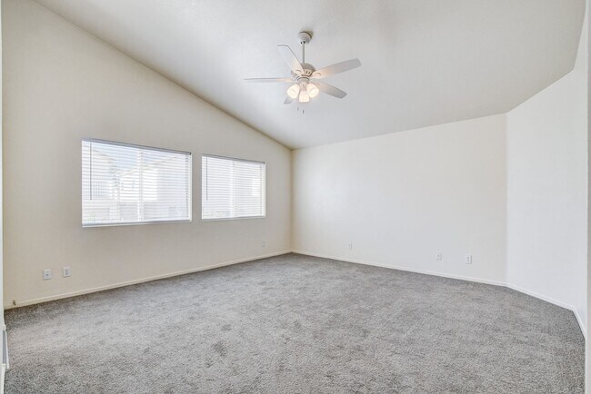 Building Photo - TOPAZ