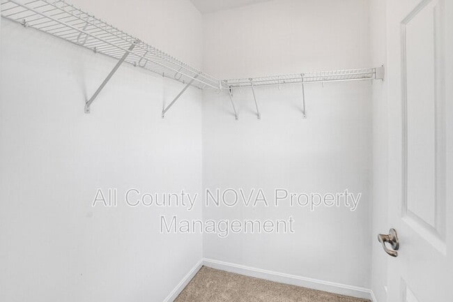 Building Photo - 2729 Celestial Dr