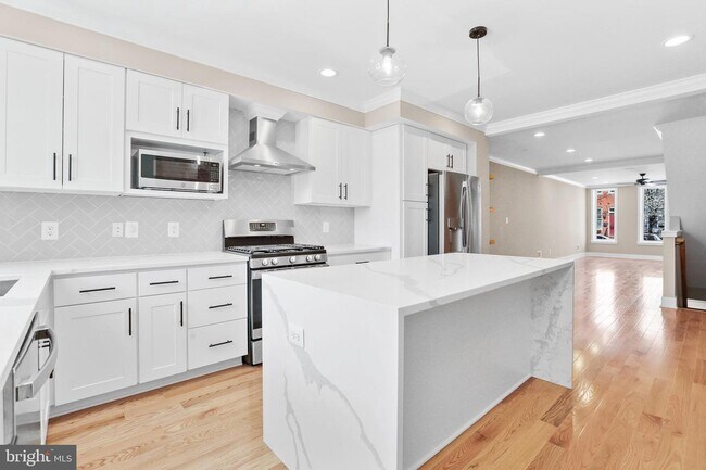 Building Photo - 3129 Fait Ave