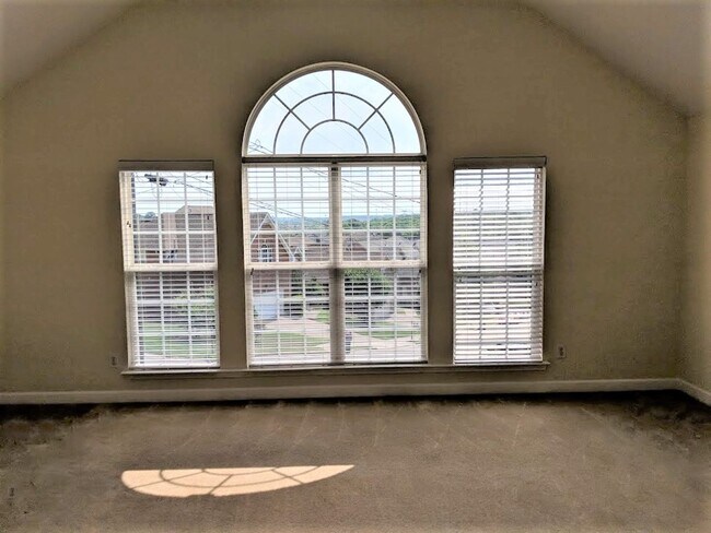 Building Photo - CANE RIDGE MOVE IN SPECIAL - FIRST MONTH F...
