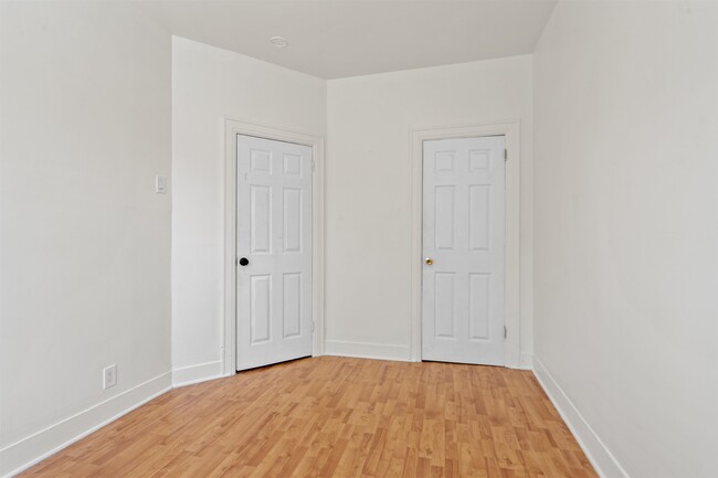 Building Photo - 37 64th St