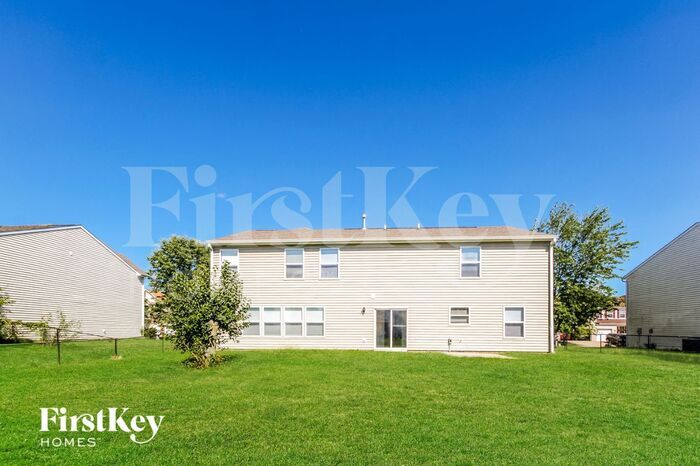 Building Photo - 1698 Salina Dr