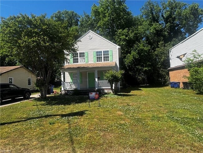 Building Photo - 1314 Summit Ave