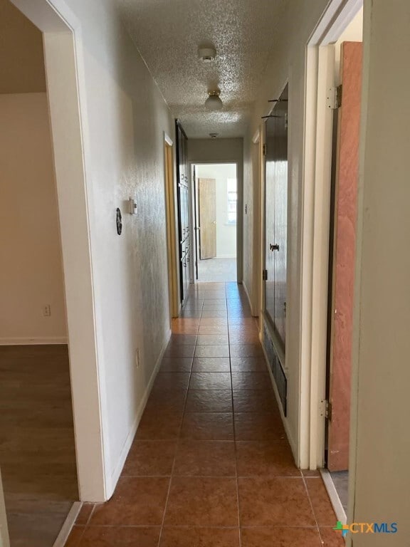 Building Photo - 1818 Janis Dr