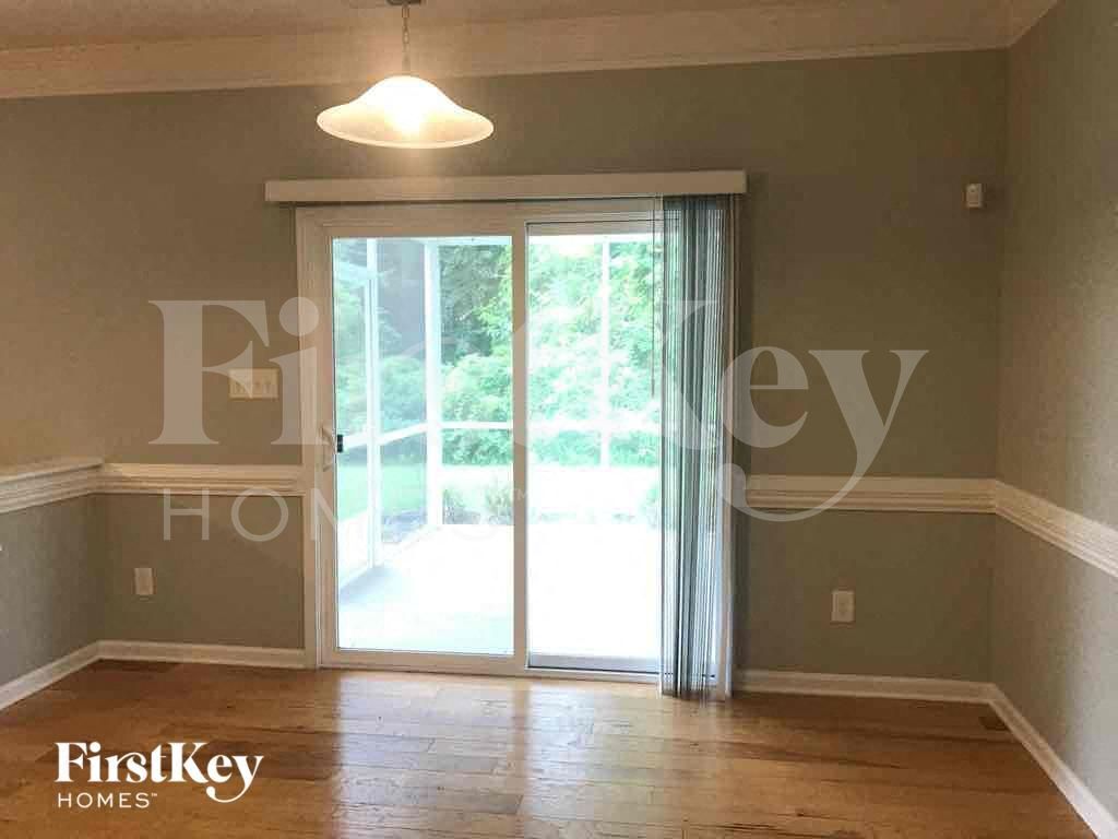 Building Photo - 1428 Paulonia Way