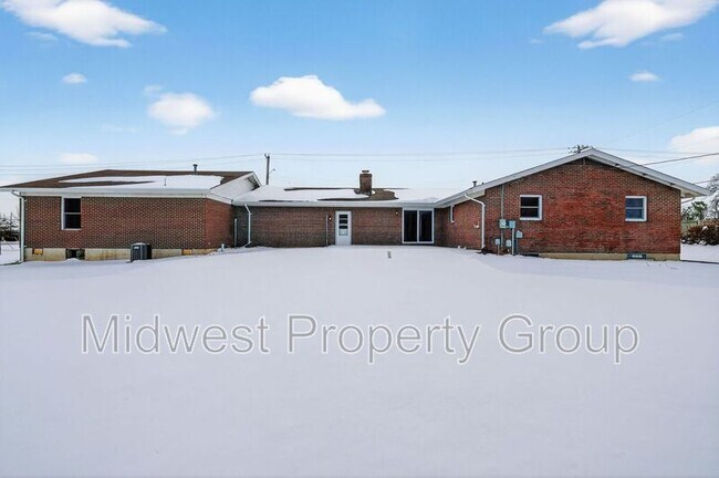 Building Photo - 5165 Westwood Dr