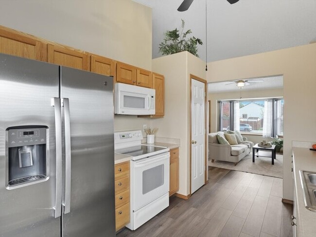 Building Photo - 5470 Balsam St