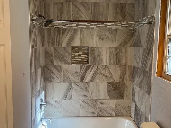 Building Photo - 1405 Beaver Rd