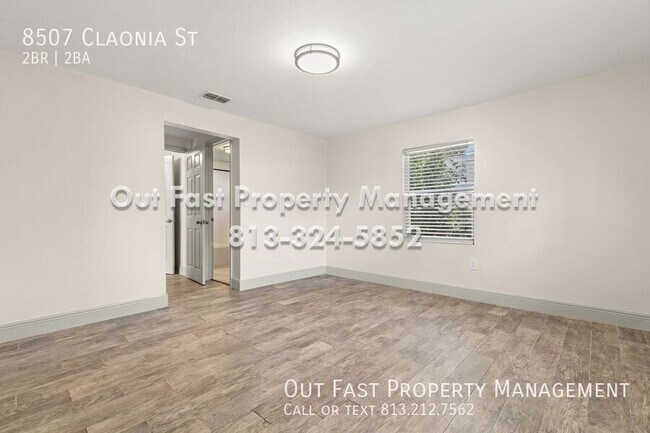 Building Photo - 8507 Claonia St