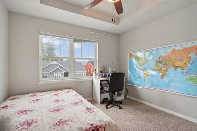 Building Photo - 5811 Levitan Ln