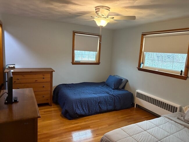 Building Photo - 22 Farwell Ave