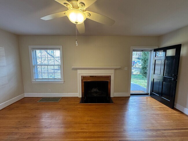Building Photo - East AVL - Newly Renovated Older Home Featuring Garage and Bonus Room
