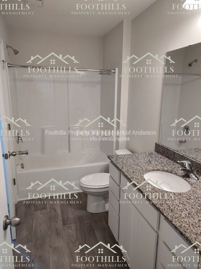 Building Photo - 145 Adger Rd