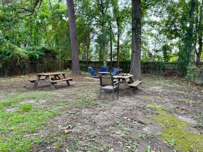 Building Photo - 306 N 40th Ave