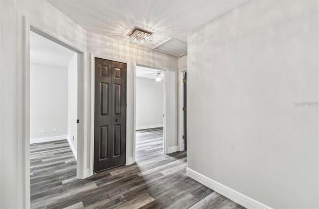 Building Photo - 16003 Ridley Pl