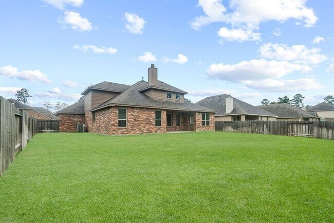 Building Photo - 14108 N Crater Lake Trail