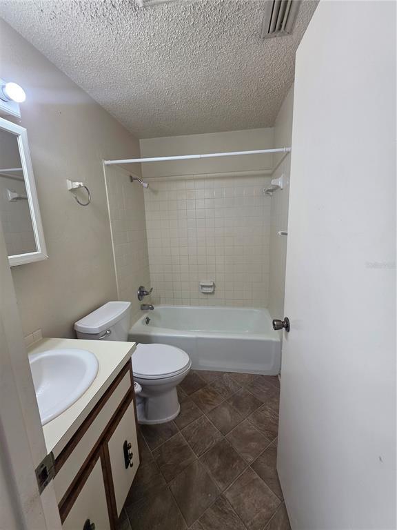 Building Photo - 200 SW 74th Ln