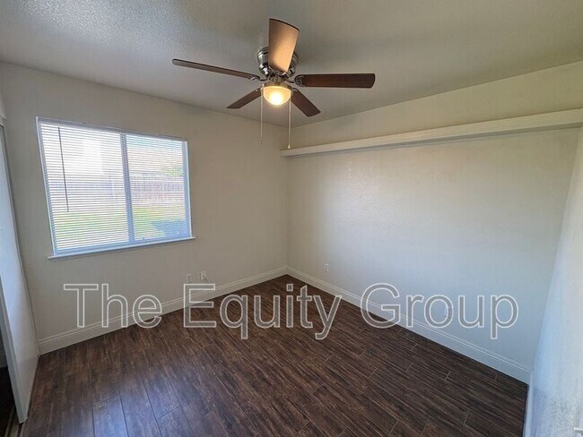 Building Photo - 4300 E Feemster Ave