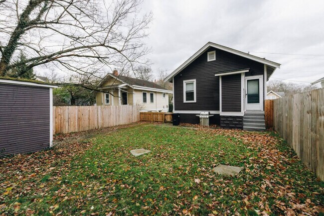 Building Photo - 3508 Tarpis Ave