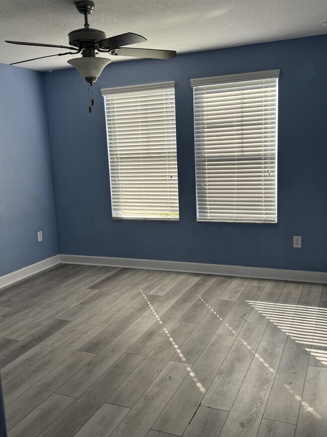 Building Photo - This ALMOST NEW South Carolina floorplan is available for rent and ready for immediate move in.