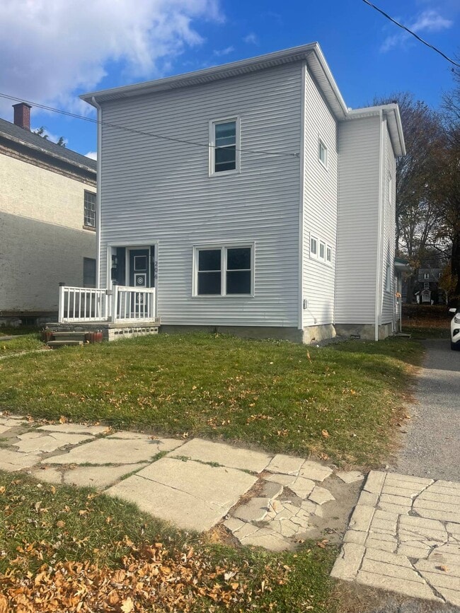Primary Photo - 206 S Melcher St