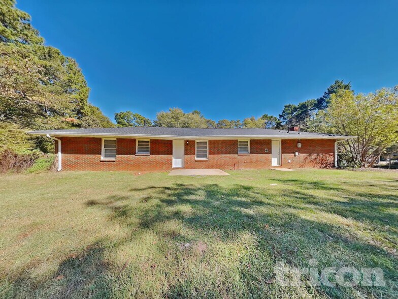 Building Photo - 4681 Kings Hwy