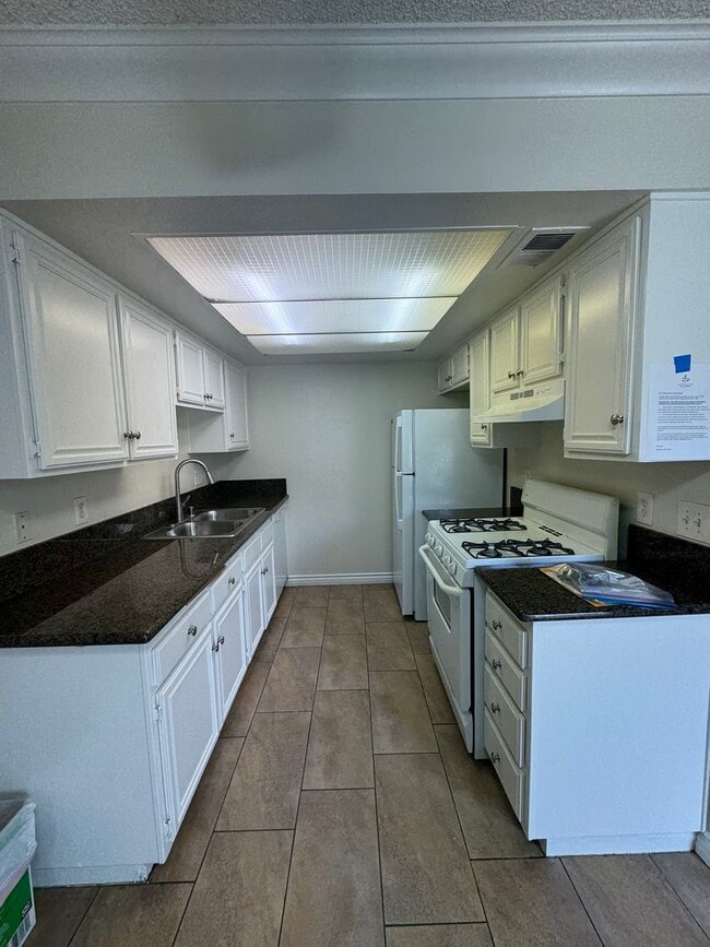 Building Photo - ***New Rental Home***