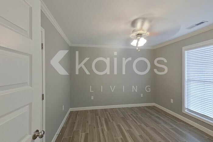 Building Photo - 93 Old Orchard Rd