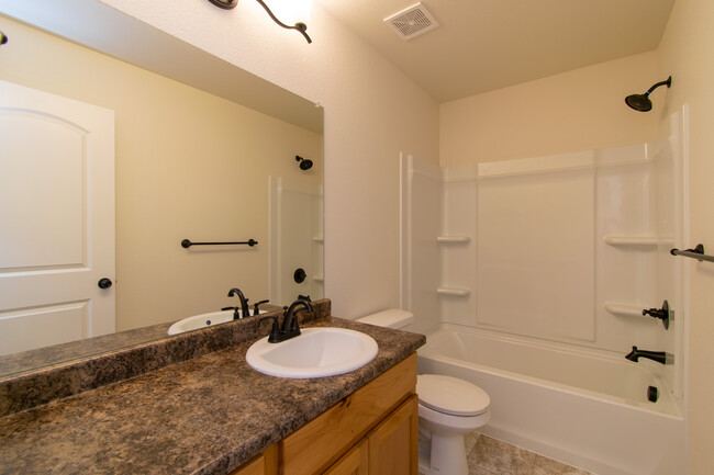 Building Photo - 2055 Moon Rise Dr