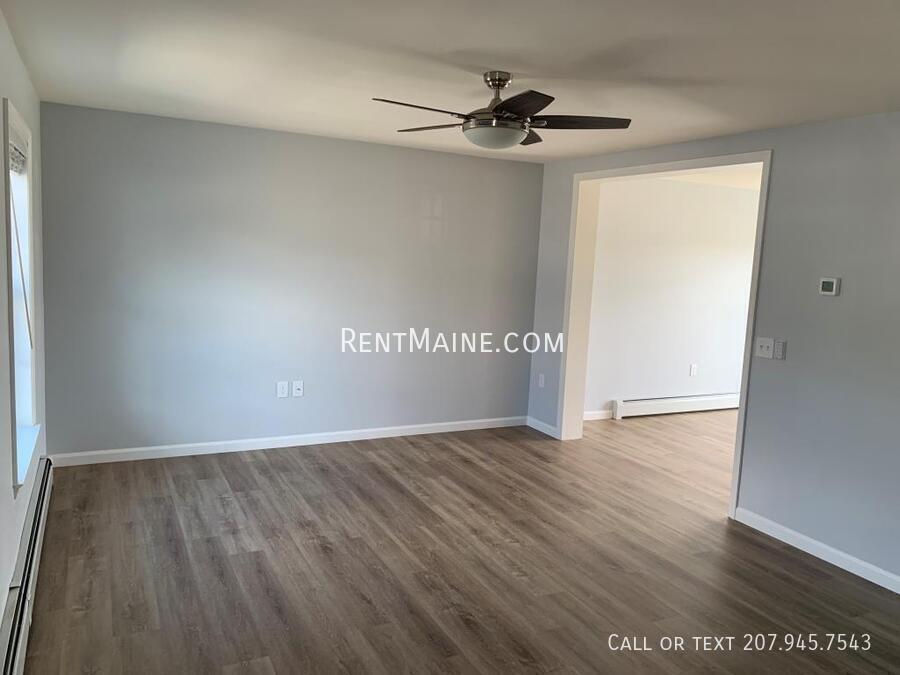 Building Photo - 208 Rocky Rdg Dr