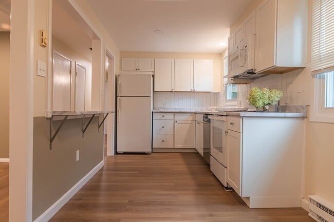 Building Photo - 144 Blanchard Rd