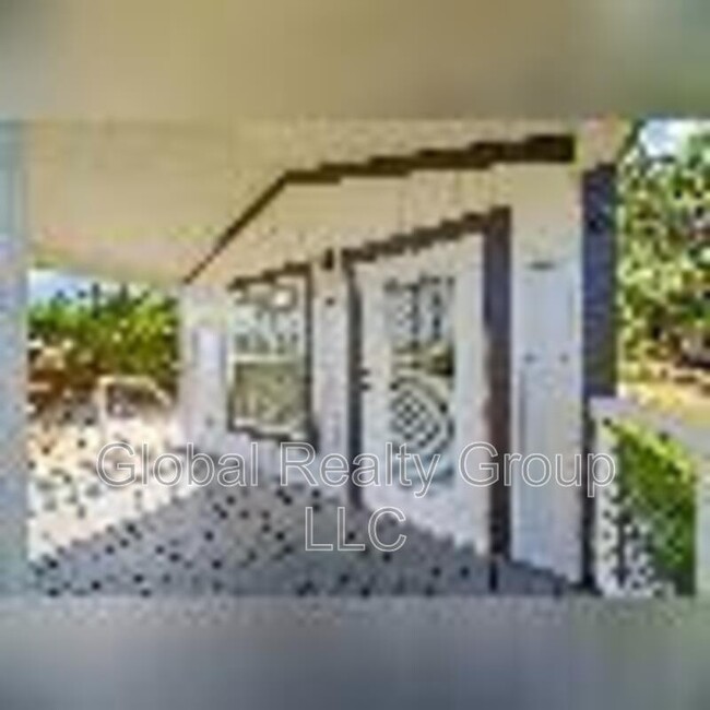 Building Photo - 470 Private 1523